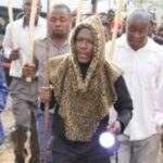 Dramatic Ritual Scenes Erupt at Cyrus Jirongo’s Home as Boni Khalwale Makes Torch-Lit Entrance Dramatic Ritual Scenes Erupt at Cyrus Jirongo’s Home as Boni Khalwale Makes Torch-Lit Entrance